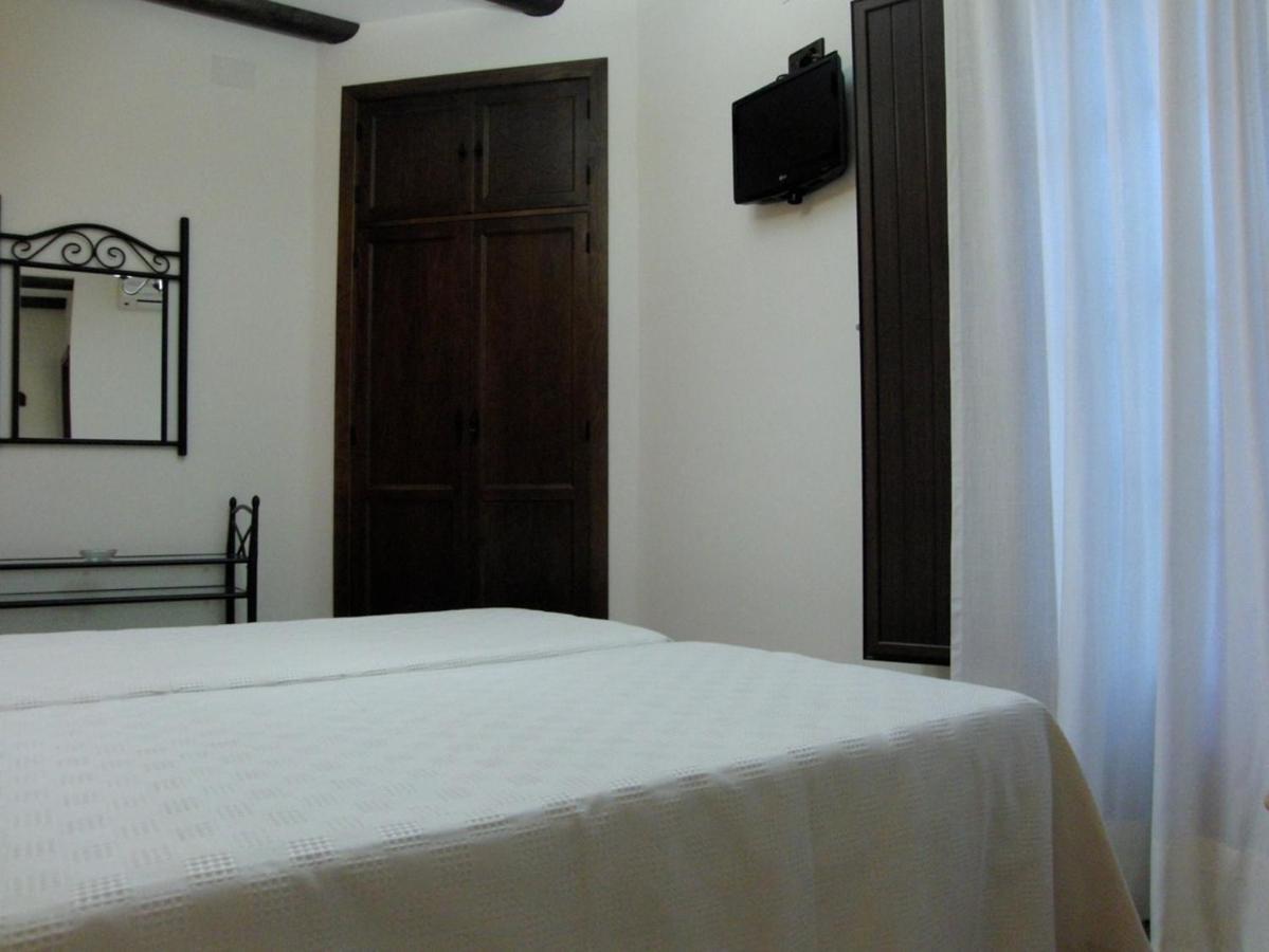 Hotel El Romeral المادن دي لا بلاتا الغرفة الصورة